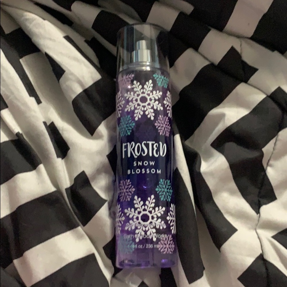 BBW Frosted Snow Blossom